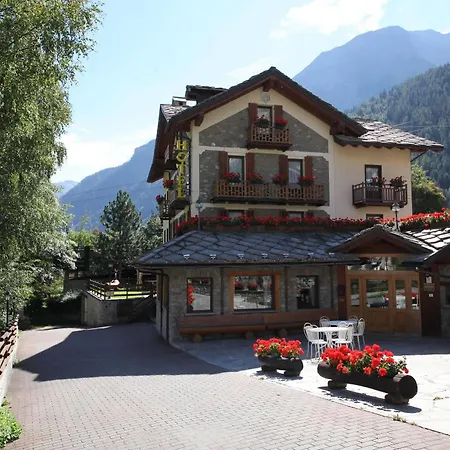 Otel Stella Del Nord Courmayeur