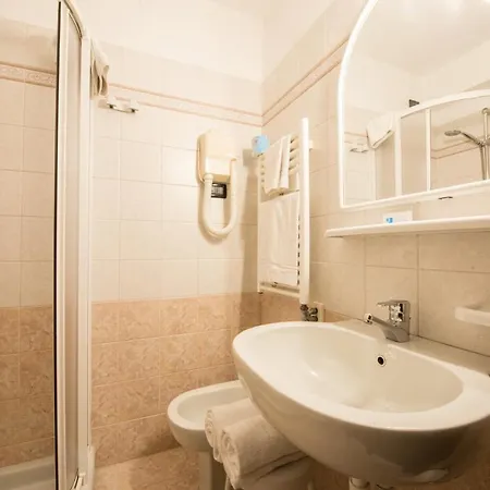 Hotell Stella Del Nord 3*